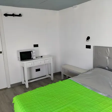 Guest house Vv Buganvillas Maspalomas - Cocina Y Con Banos Privados *